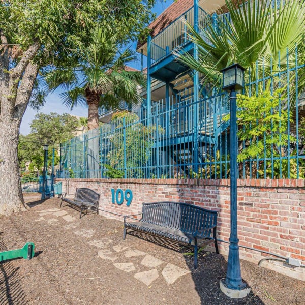 French Place Apartments general photo