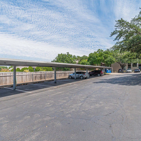 Carlyle Place Apartments general photo