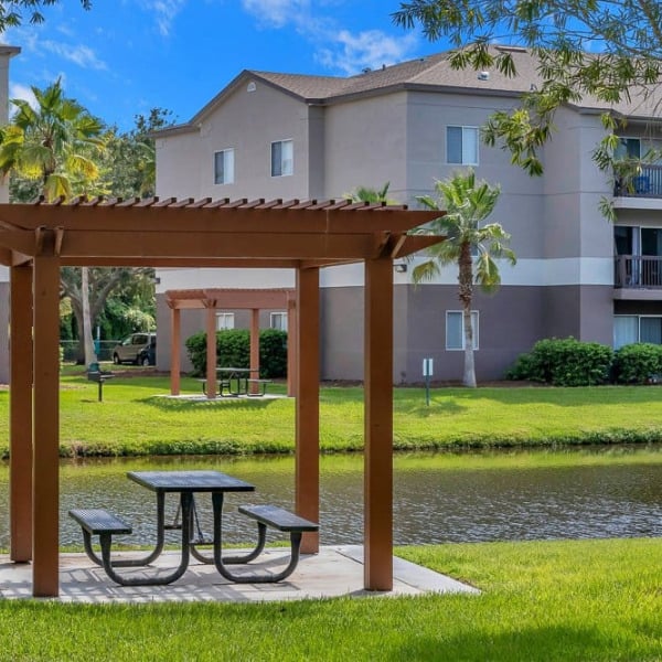Valencia at Westchase general photo