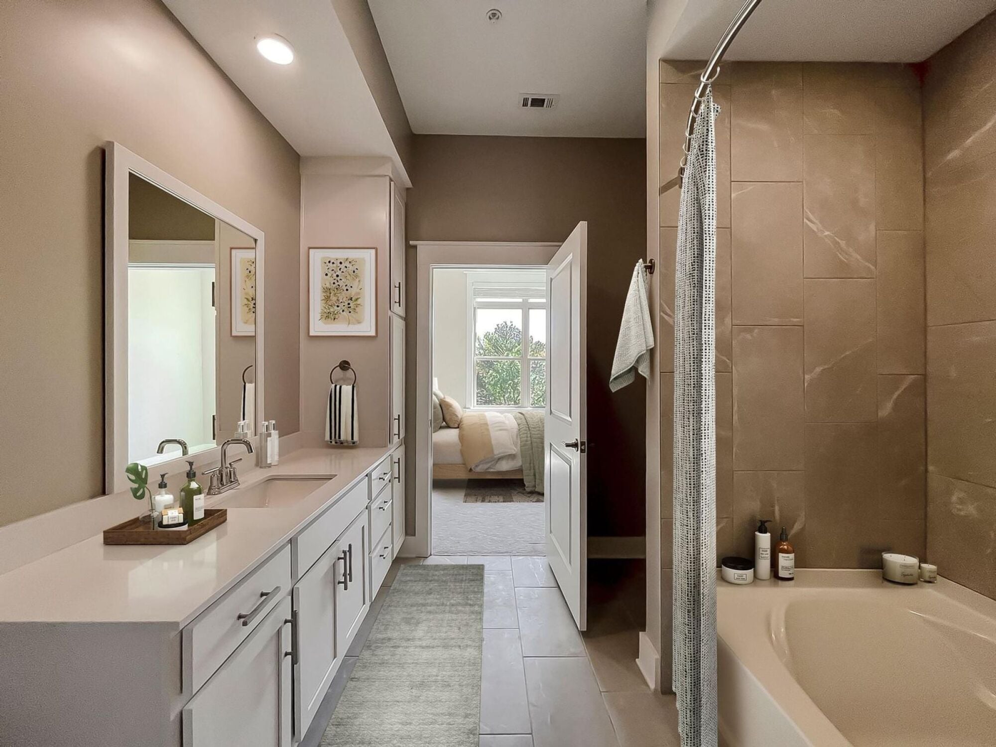 B2 bathroom with sink and tub