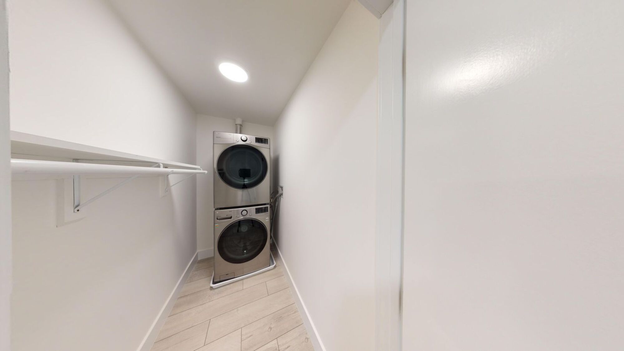 225 Mallorca Way