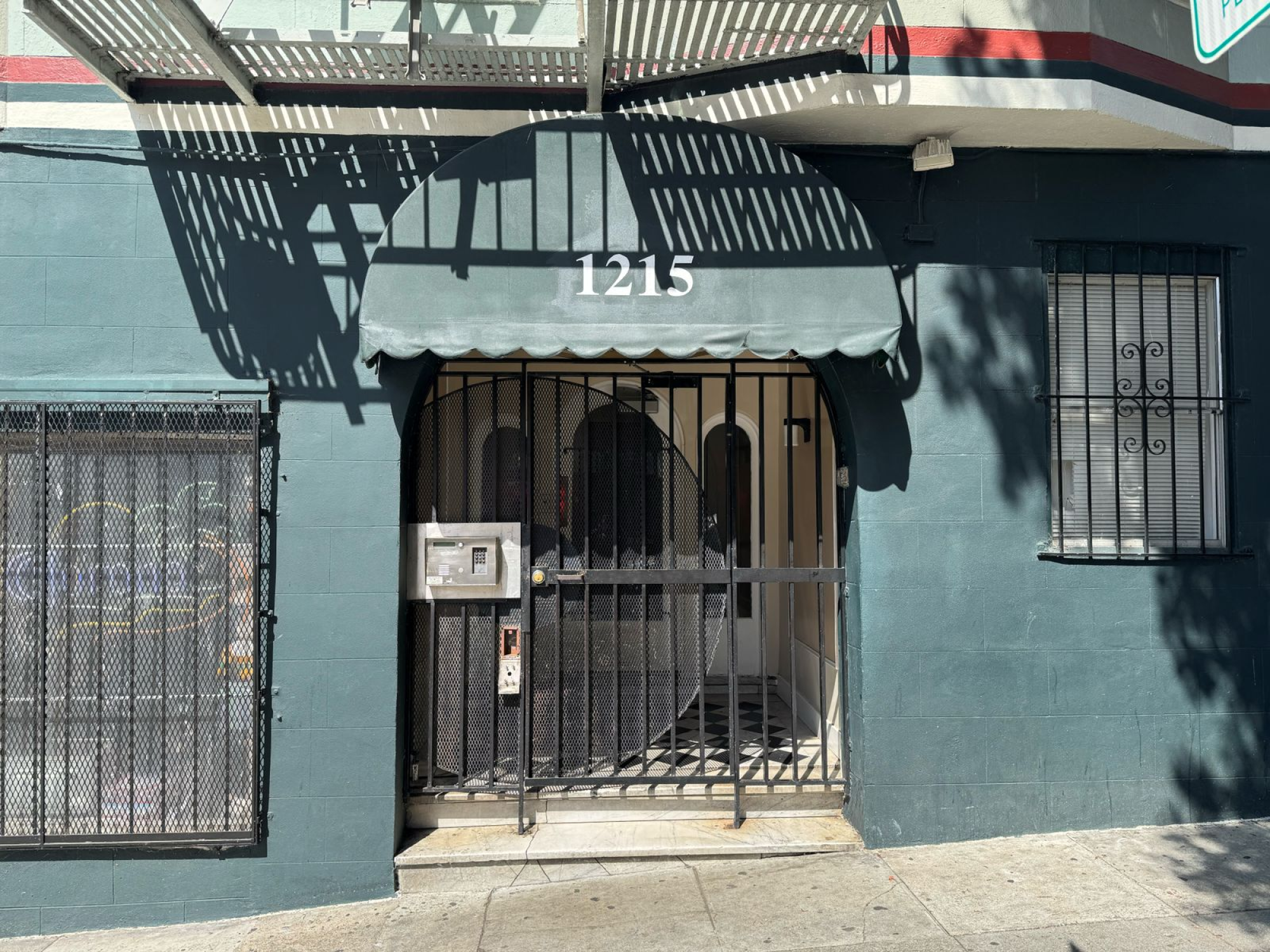 1215 Laguna Street