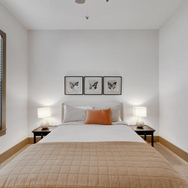 Unit bedroom