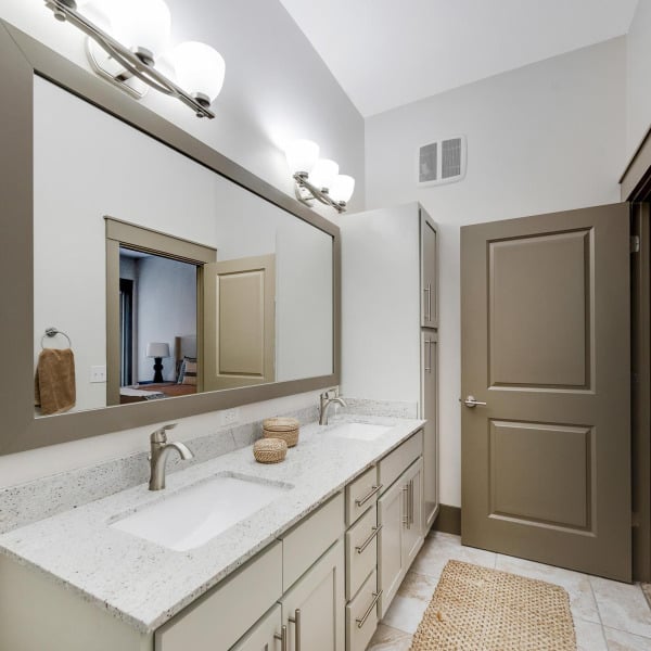 Unit bathroom