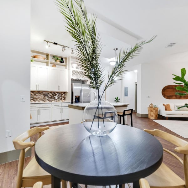 Unit dining room