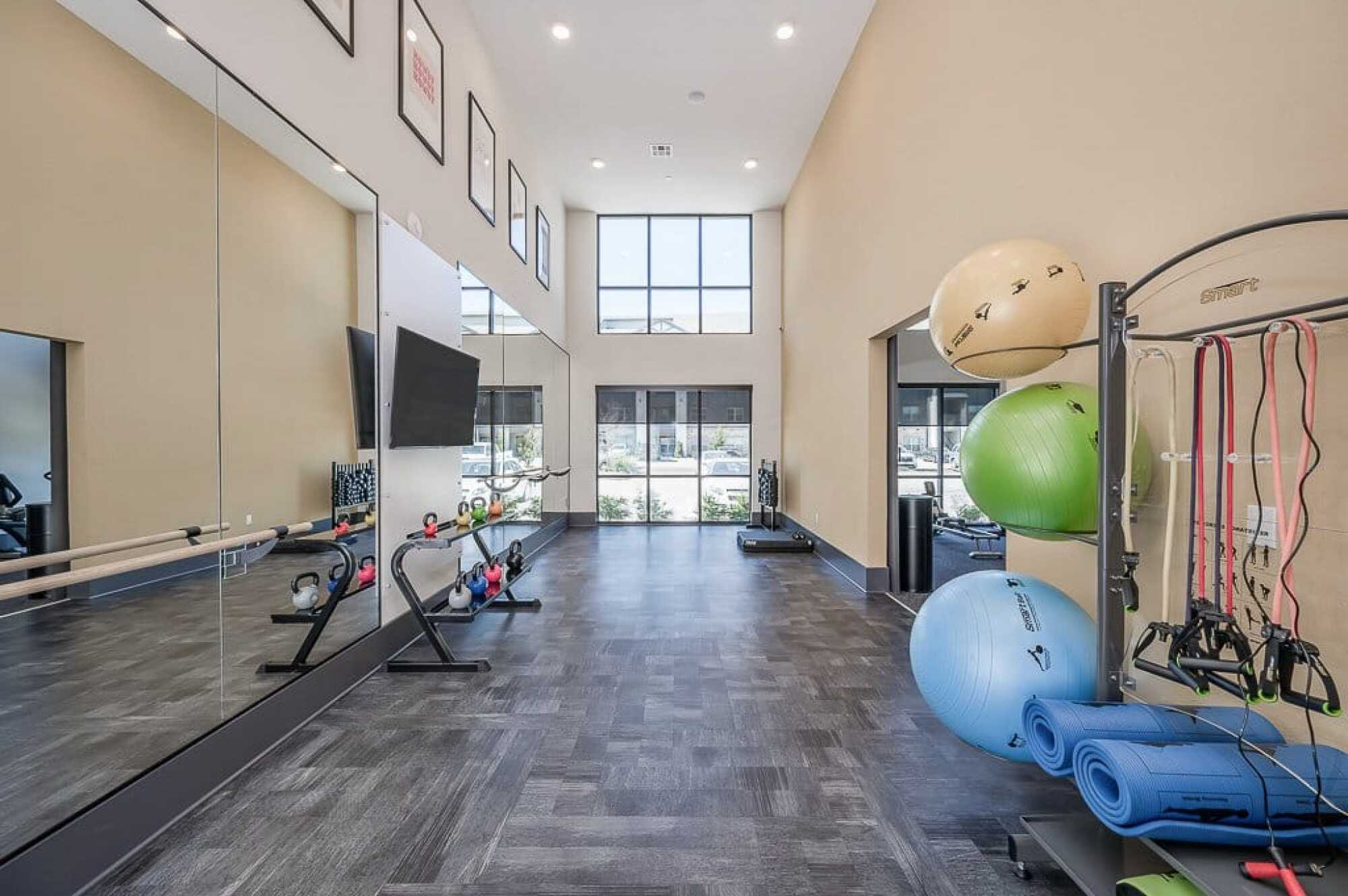 Yoga / Flex Studio
