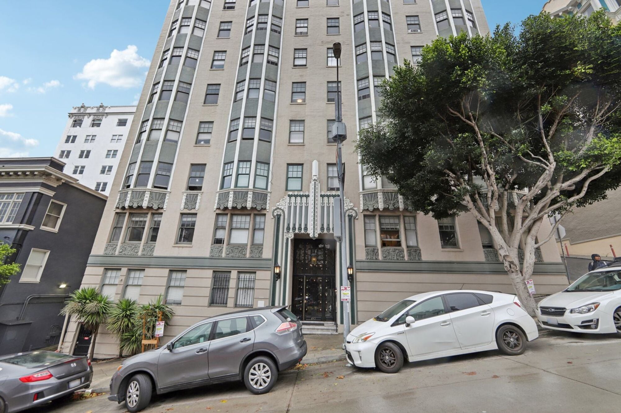 845 California Street