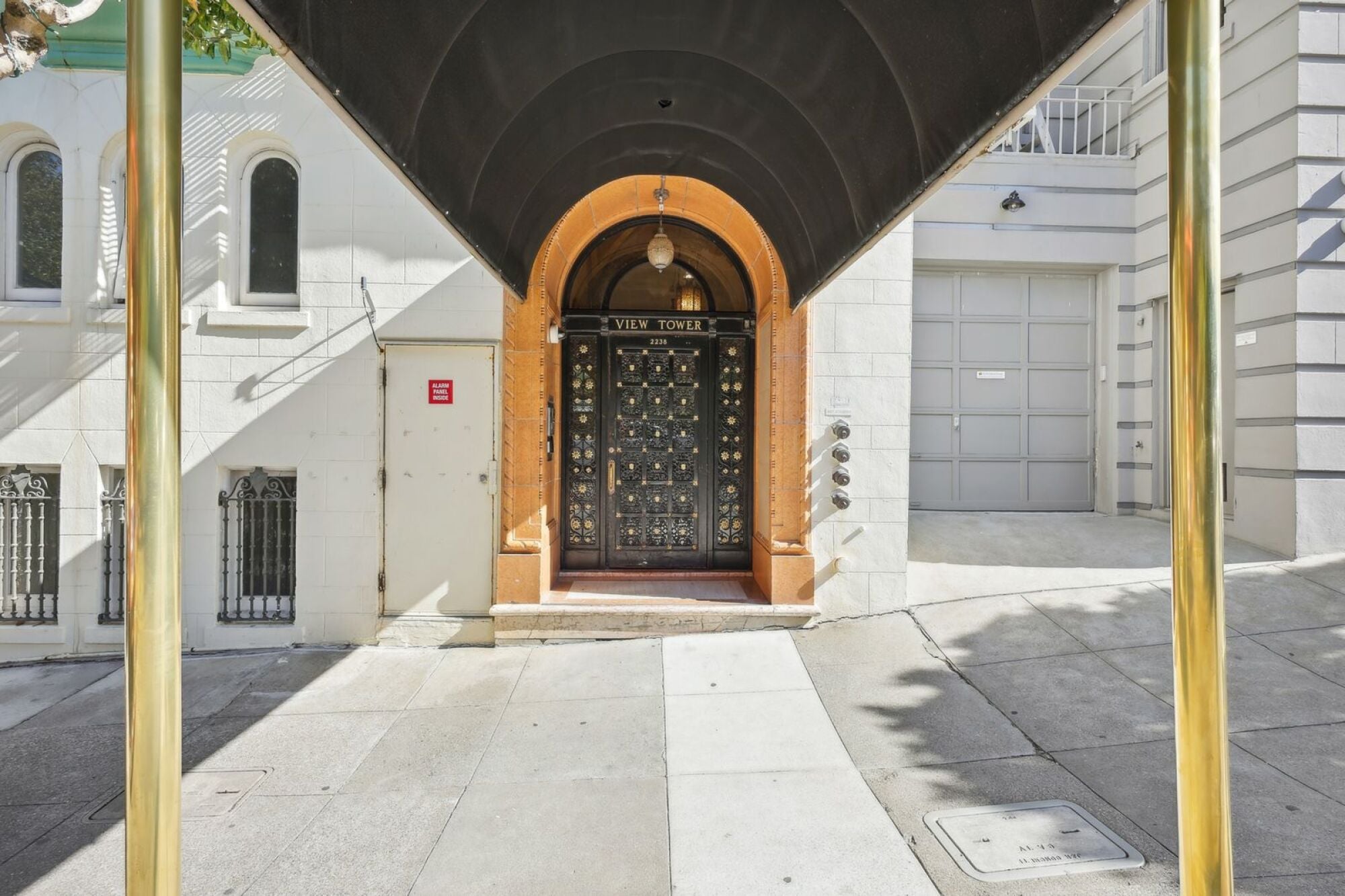 2238 Hyde Street