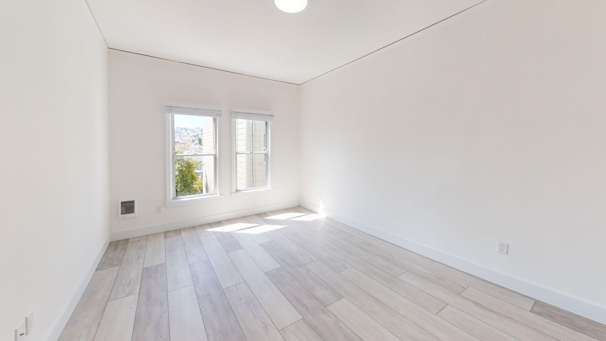 225 Mallorca Way