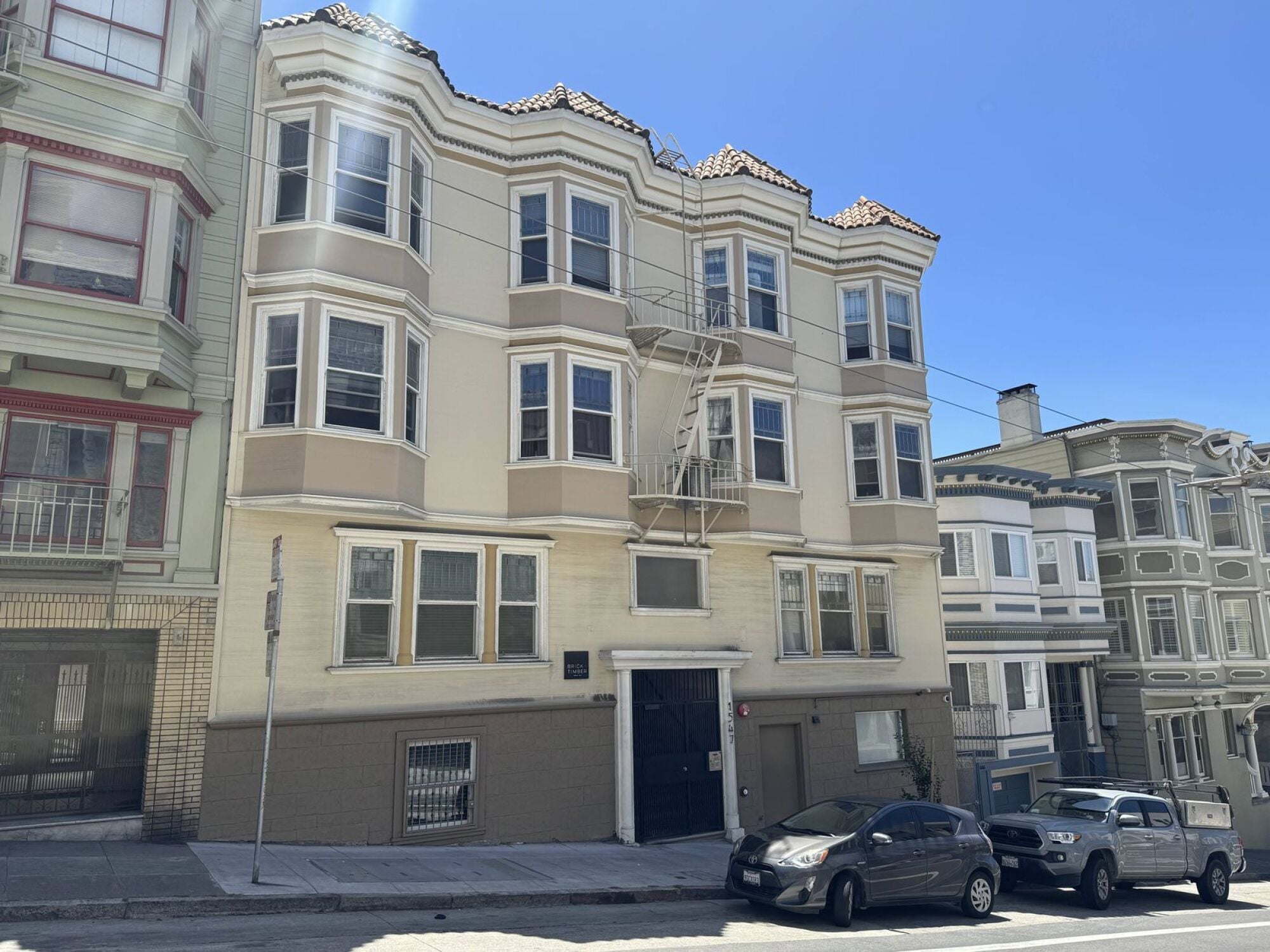 1547 Clay Street