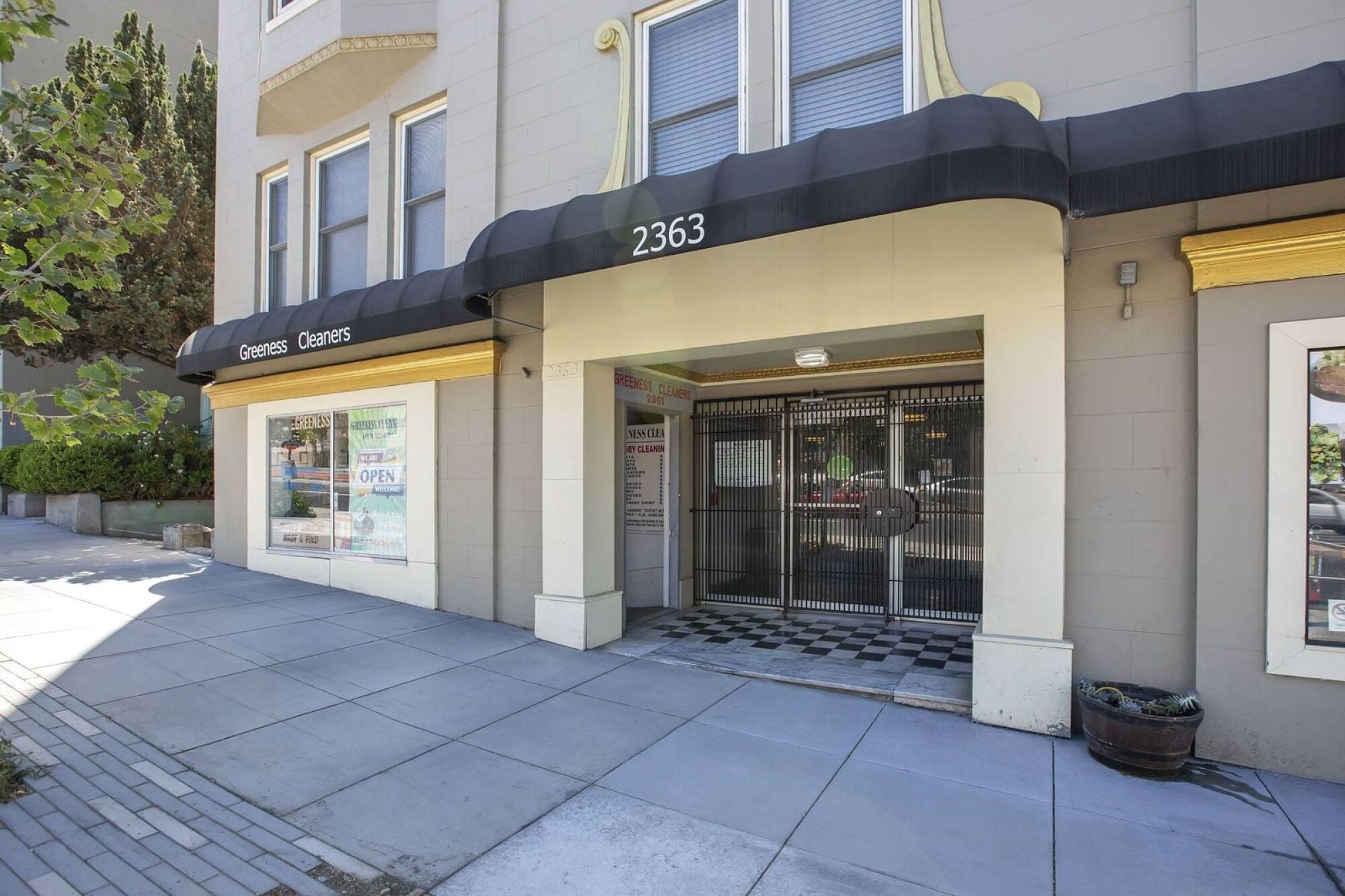 2363 Van Ness Avenue