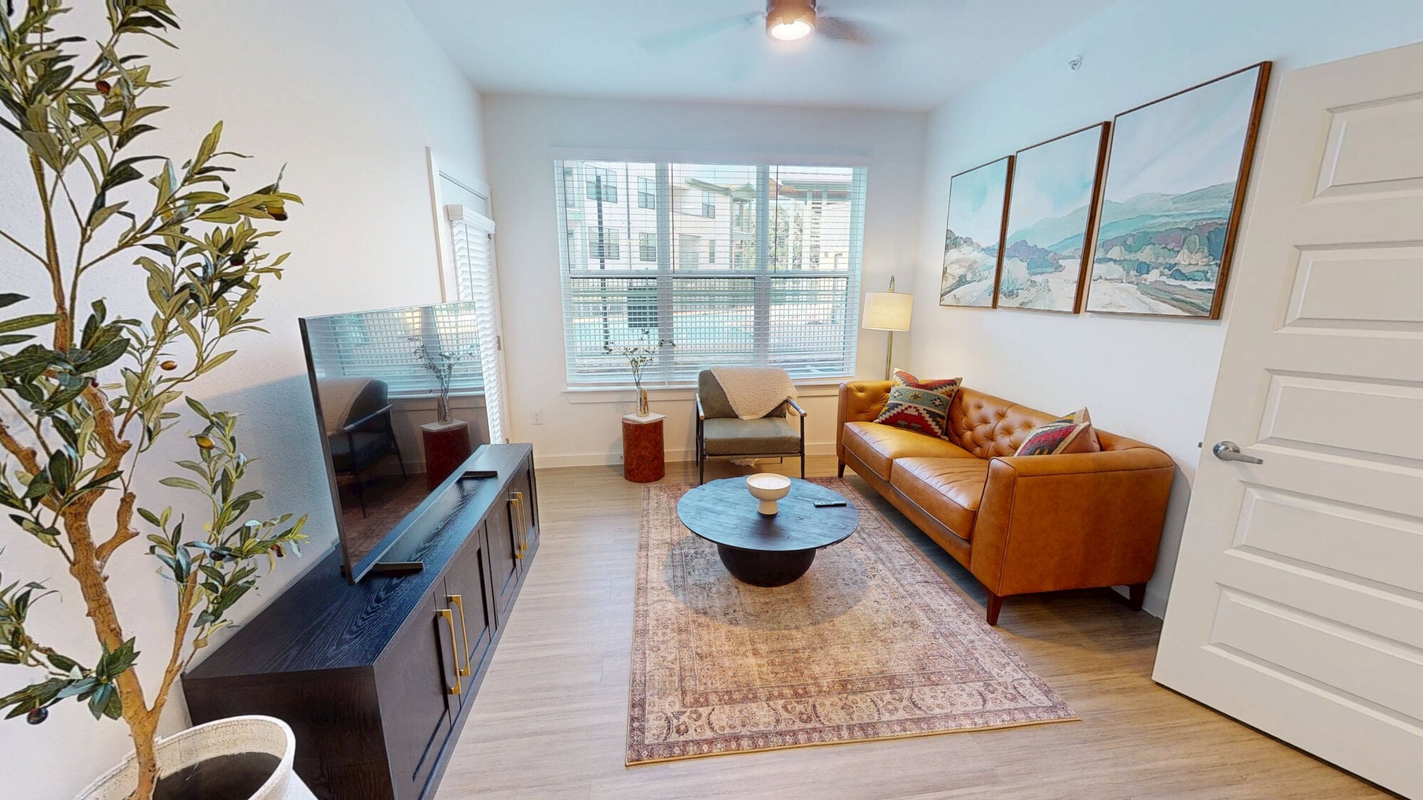 Mustang - 2 Bed / 2 Bath