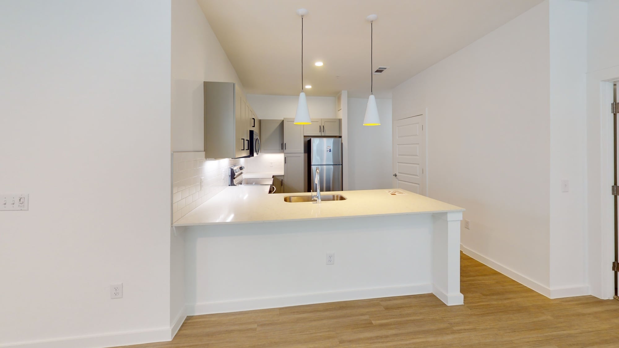 Longhorn - 3 Bed / 2 Bath