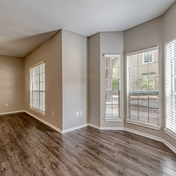 Carlyle Place Apartments general photo